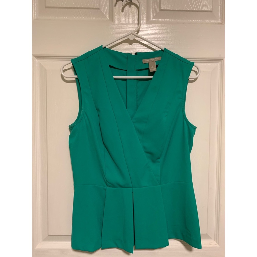 BANANA REPUBLIC BLOUSE SIZE 4